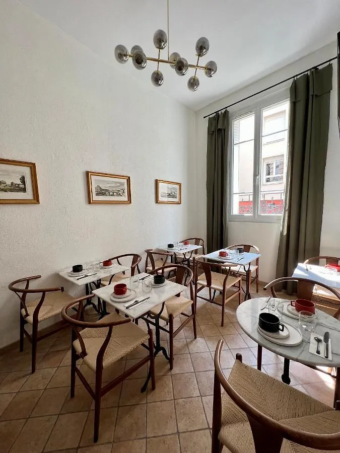 Hotel Des Beaux Arts