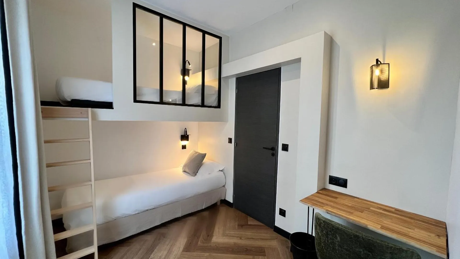 Des Beaux Arts Hotel Paris